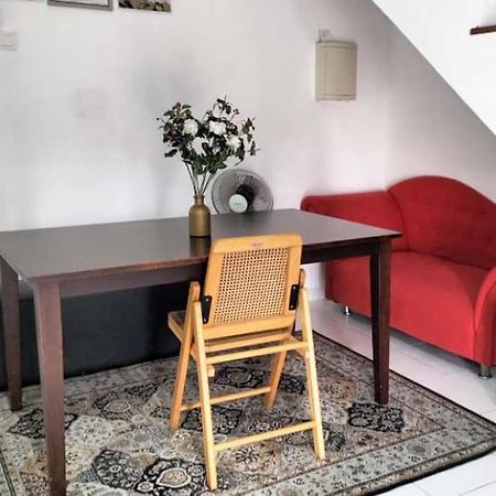 Iris 55 Corner Lot House Spacious Outdoor With Wi-Fi Johor Bahru Dış mekan fotoğraf